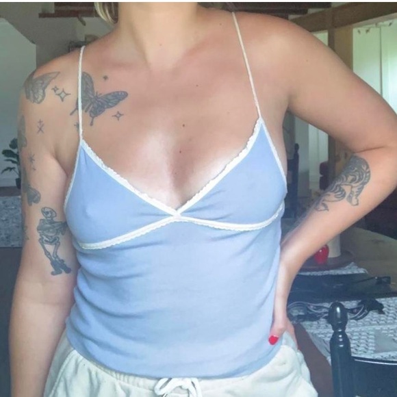 Brandy Melville Aurora Tank - Picture 2 of 3